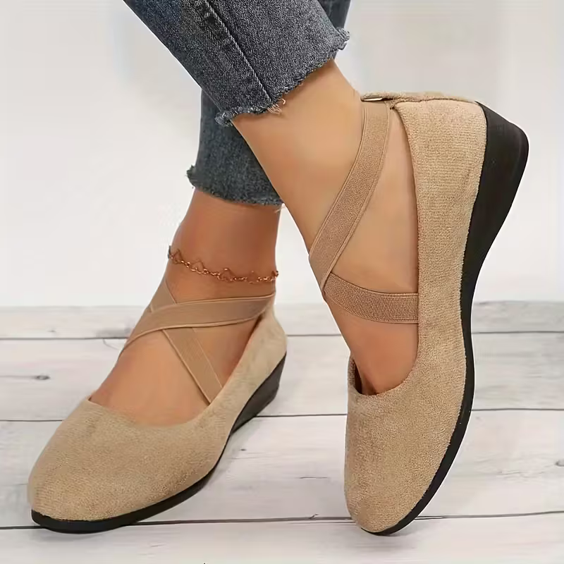 Monique™ | Comfortabele Gesloten Wedge Instappers