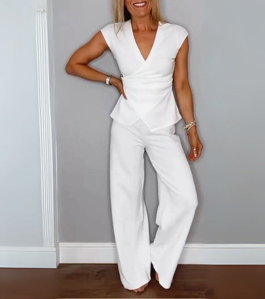 Claudia | Complete Twee-Delige Set met Strak Modern Ontwerp