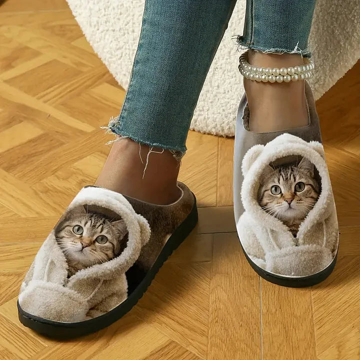 Comfortabele instap pantoffels met 3D kattengezicht