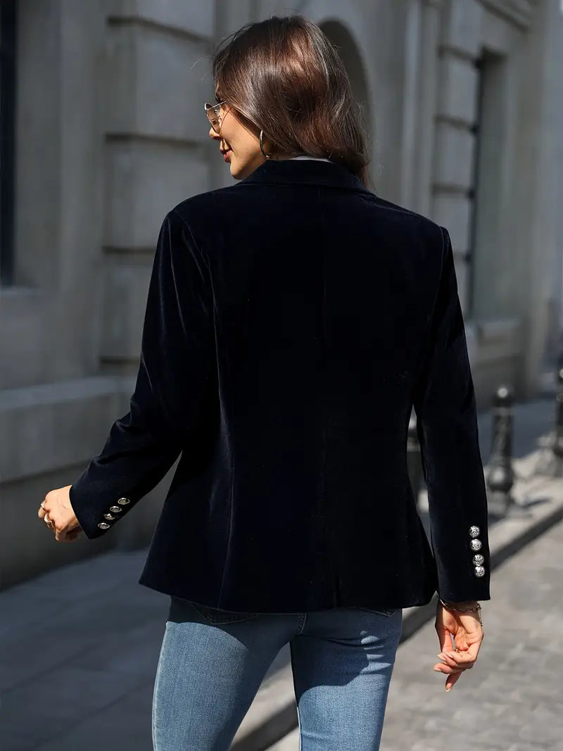 Isla | Chic Velvet Blazer