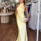ZEYNEP | Elegante Satijnen Maxijurk met Halter-Uitsnijding