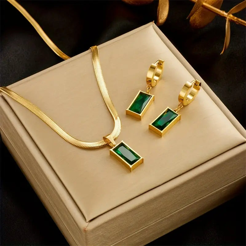 Gouden Set met Groene Smaragd Elegantie