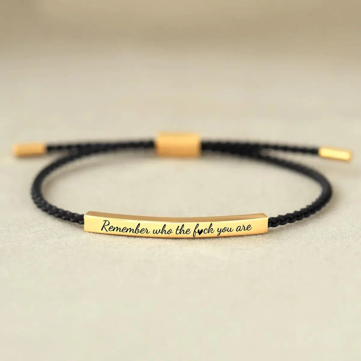 Riva | Motivatie-armband “Remember Who You Are” – Zelfvertrouwen & Innerlijke Kracht