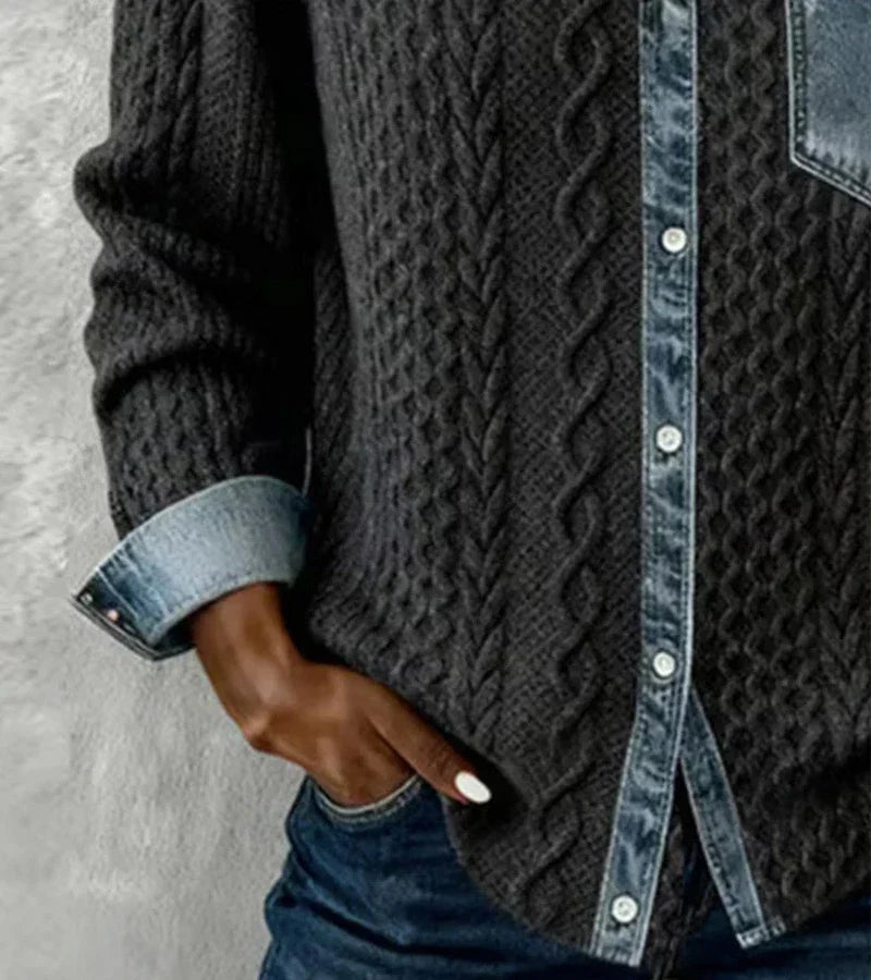 AMBRA - Gebreide Top in Patchwork met Denim Details