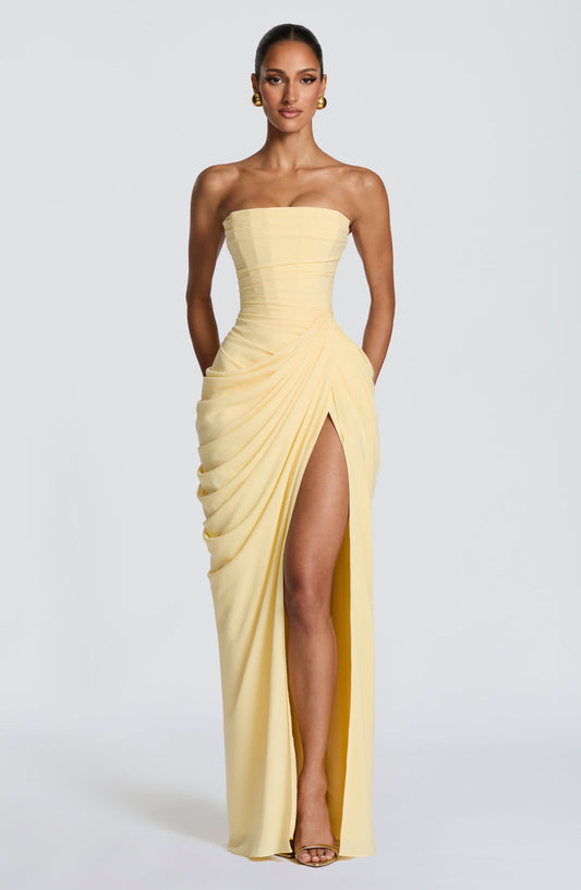 HANNAH | Elegante Maxidress met Drapering en Hoge Split