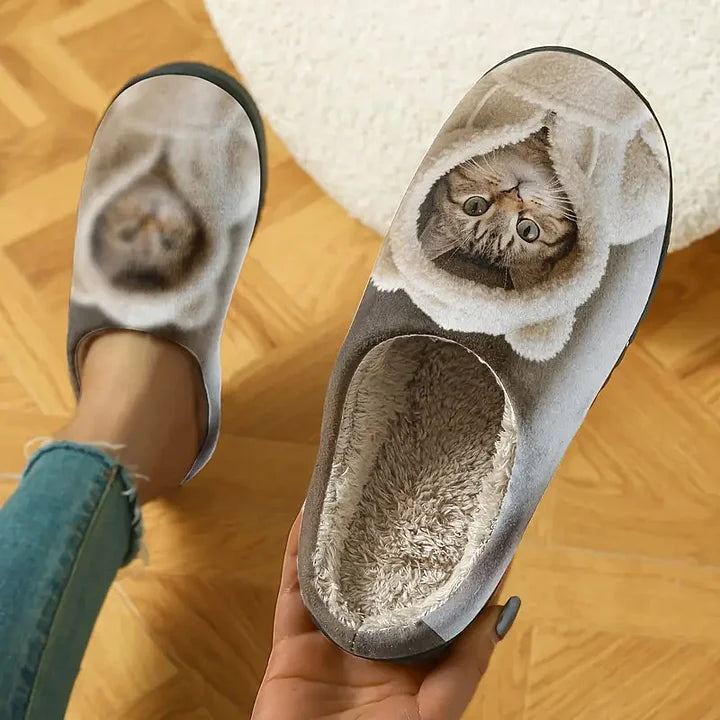 Comfortabele instap pantoffels met 3D kattengezicht