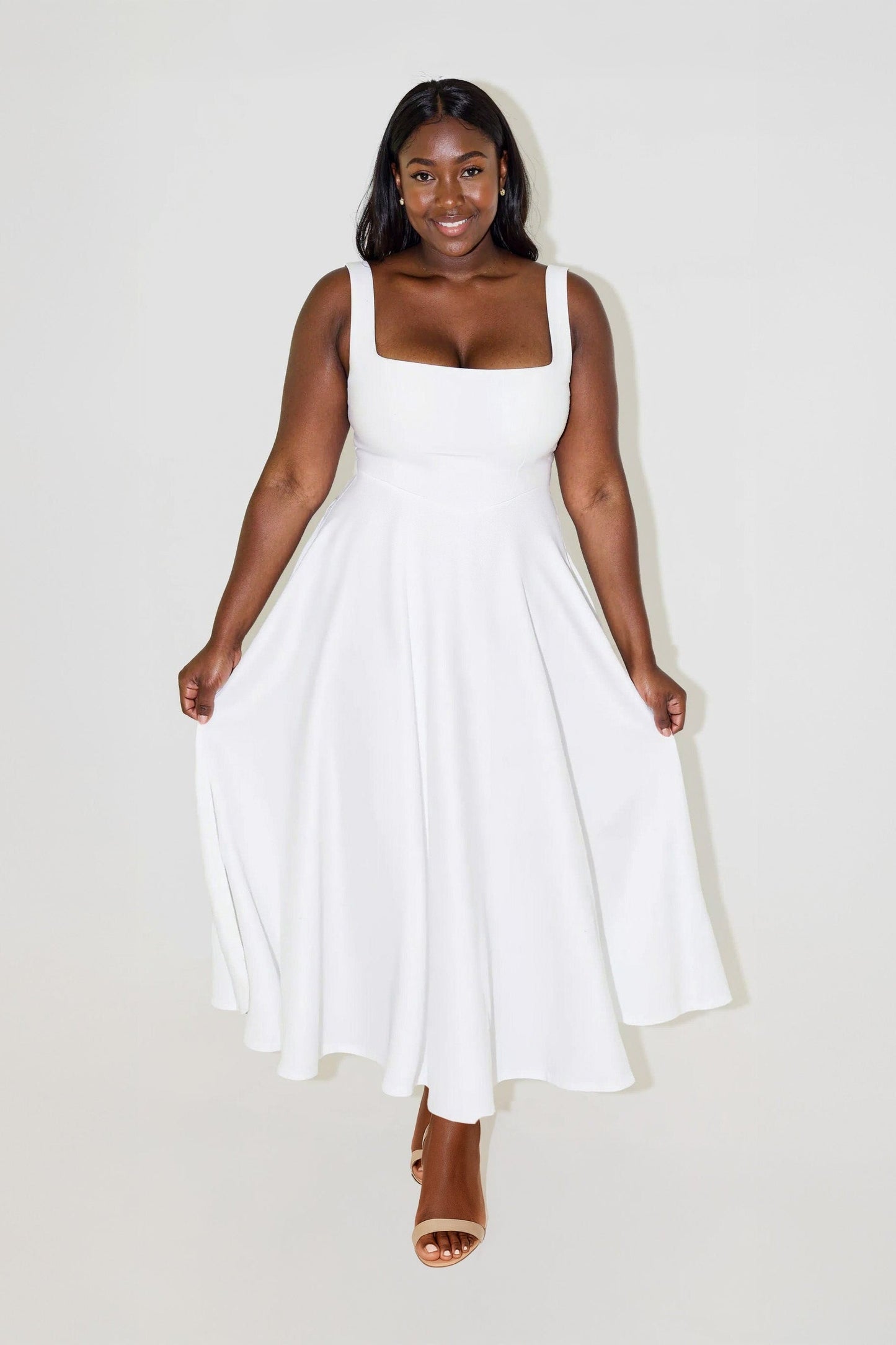 NOMI™ | Midi-jurk met vierkante hals